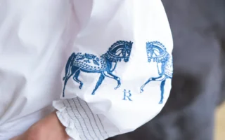Ronner-blouse-horse-blauw